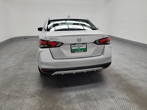 2021 Nissan Versa 1.6 SV