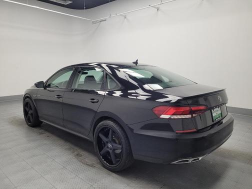 2020 Volkswagen Passat 2.0T R-Line