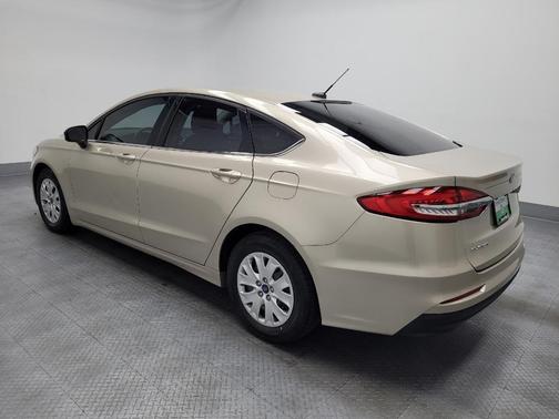 2019 Ford Fusion S