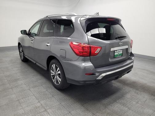 Gun Metallic 2019 Nissan Pathfinder SV