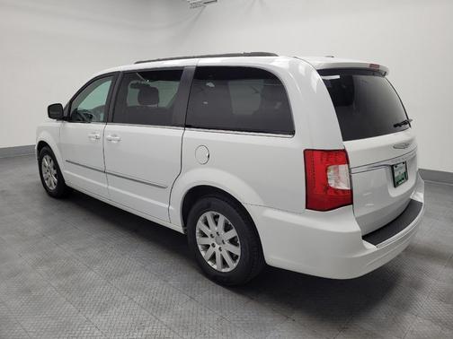 2015 Chrysler Town & Country Touring