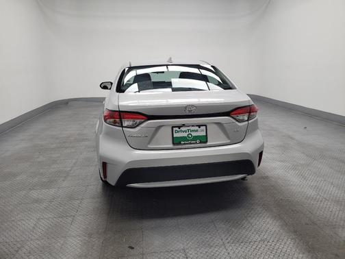 Classic Silver Metallic 2021 Toyota Corolla LE