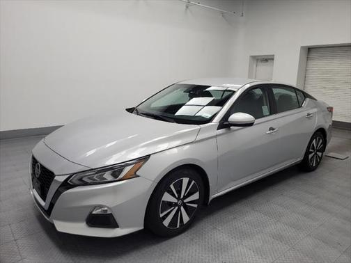 2021 Nissan Altima 2.5 SV