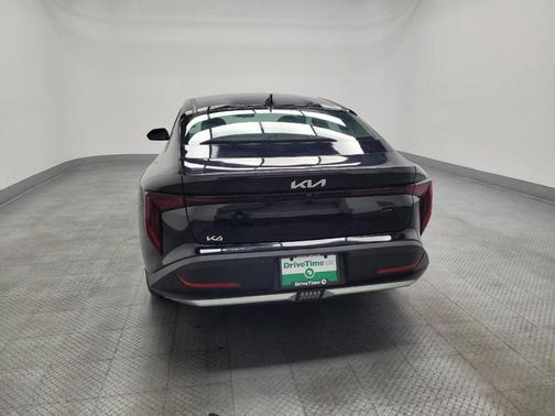 Aurora Black Pearl 2025 Kia K4 LXS