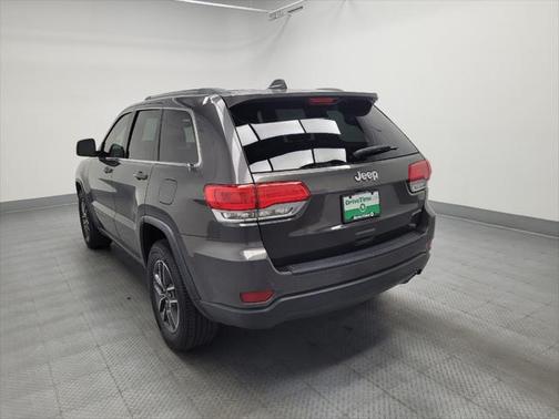2019 Jeep Grand Cherokee Laredo