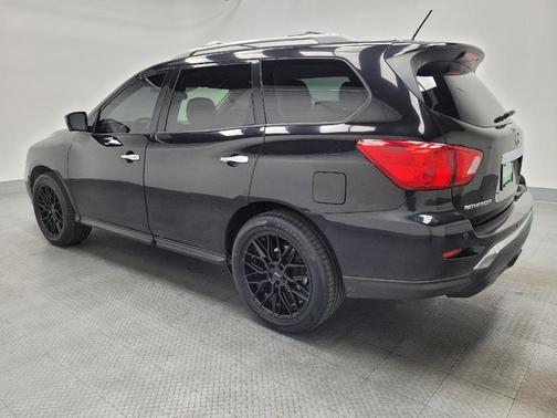 2018 Nissan Pathfinder SL