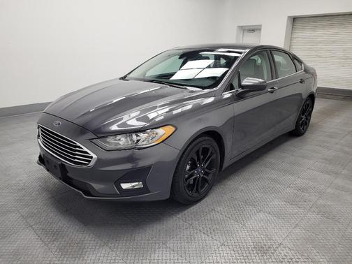 Magnetic Metallic 2019 Ford Fusion SE