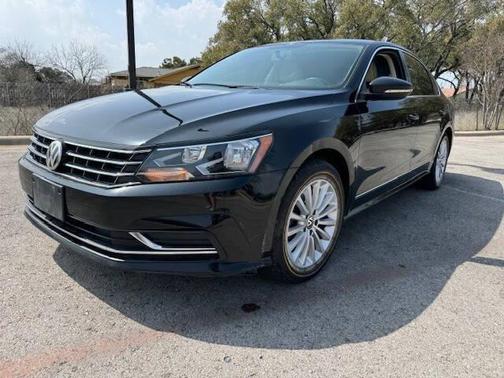2016 Volkswagen Passat 1.8T SE