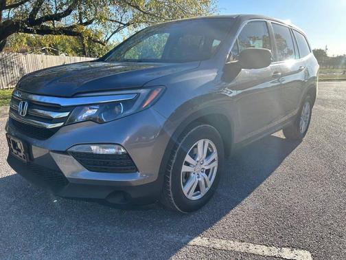 2016 Honda Pilot LX