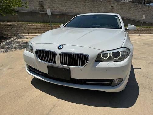 2013 BMW 528 i