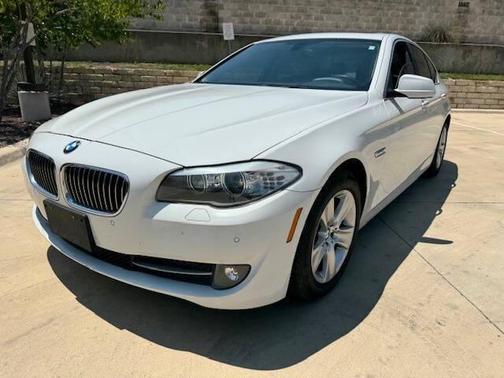 2013 BMW 528 i