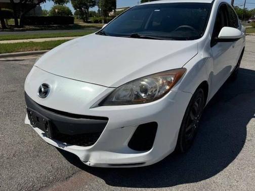2013 Mazda Mazda3 i Sport