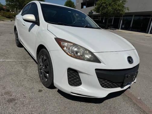 2013 Mazda Mazda3 i Sport