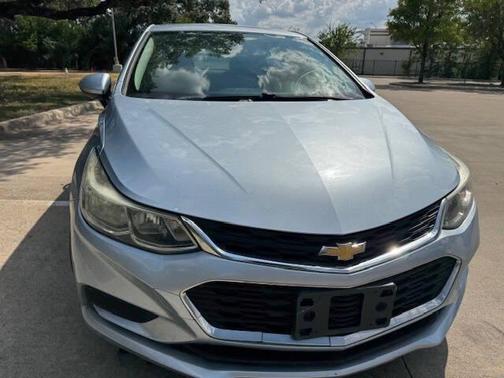 2018 Chevrolet Cruze LS