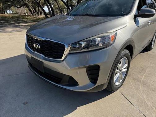 2019 Kia Sorento L