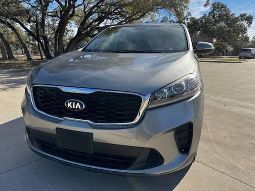 2019 Kia Sorento L