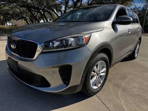 2019 Kia Sorento L