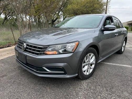 2018 Volkswagen Passat 2.0T SE