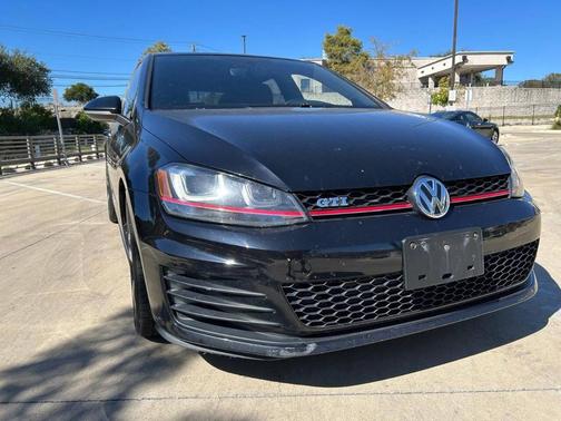 2017 Volkswagen Golf GTI 2.0T S 4-Door