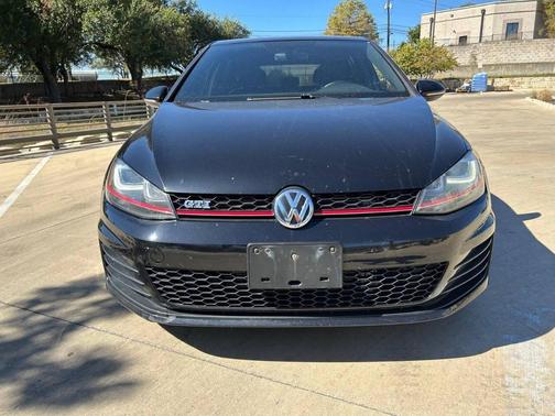 2017 Volkswagen Golf GTI 2.0T S 4-Door