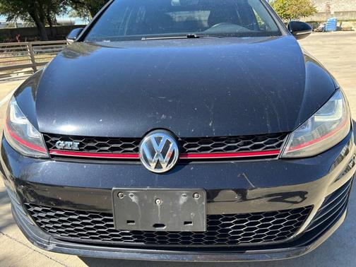 2017 Volkswagen Golf GTI 2.0T S 4-Door