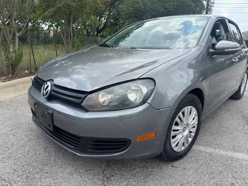 2013 Volkswagen Golf Base