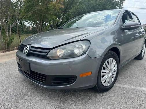 2013 Volkswagen Golf Base