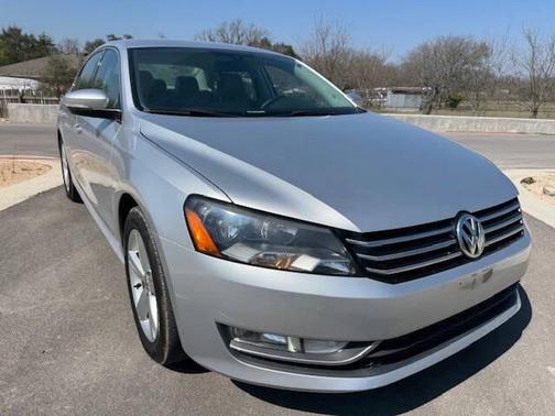 2015 Volkswagen Passat 1.8T Limited Edition