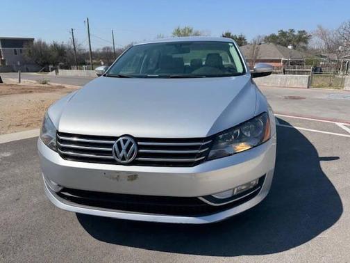 2015 Volkswagen Passat 1.8T Limited Edition