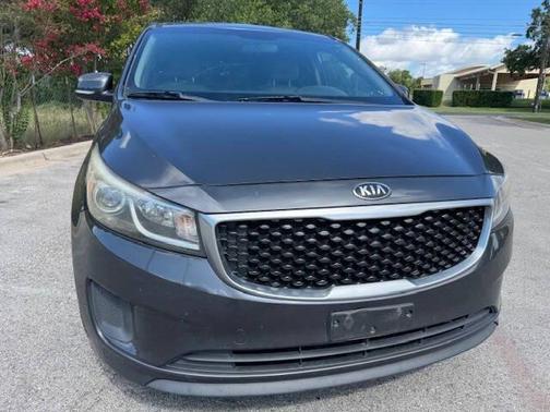 2015 Kia Sedona LX