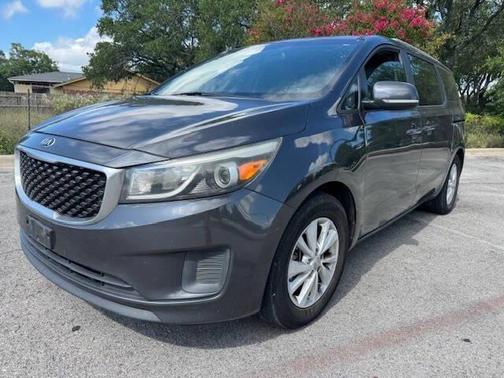 2015 Kia Sedona LX
