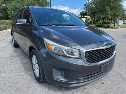 2015 Kia Sedona LX