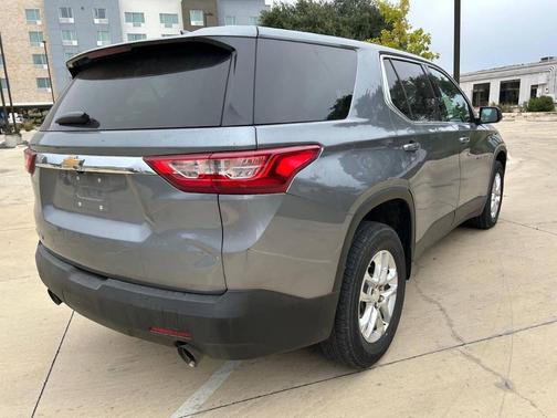 2021 Chevrolet Traverse LS