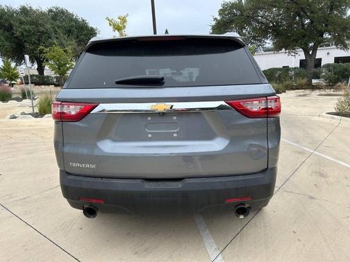 2021 Chevrolet Traverse LS