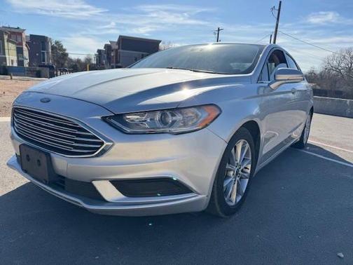 2017 Ford Fusion Hybrid SE