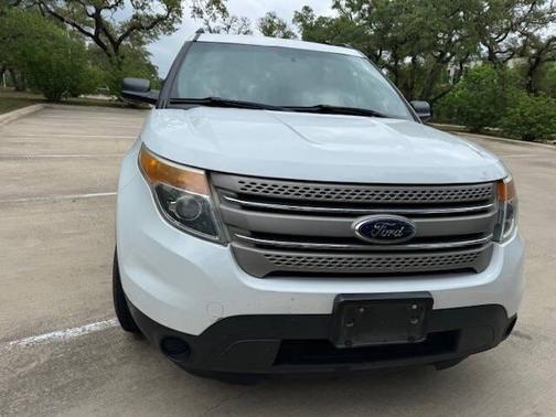 2014 Ford Explorer Base
