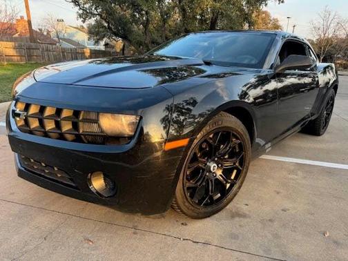 2011 Chevrolet Camaro LS 2dr Coupe