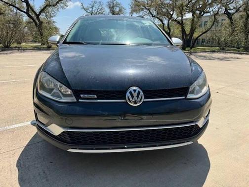 2017 Volkswagen Golf Alltrack TSI S