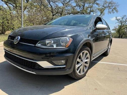 2017 Volkswagen Golf Alltrack TSI S