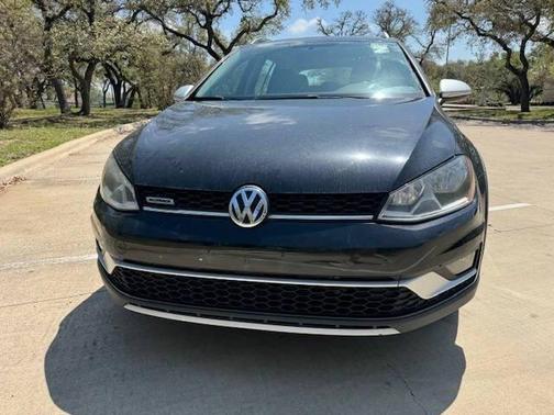 2017 Volkswagen Golf Alltrack TSI S