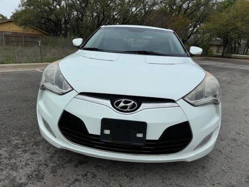 2012 Hyundai Veloster Base