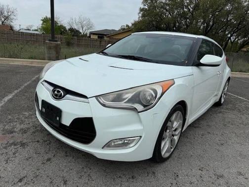 2012 Hyundai Veloster Base