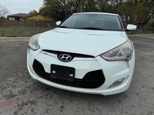 2012 Hyundai Veloster Base