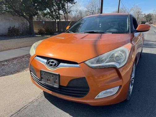 2014 Hyundai Veloster RE:FLEX w/Black