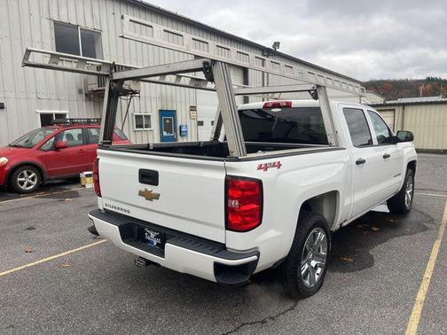 2018 Chevrolet Silverado 1500 Custom