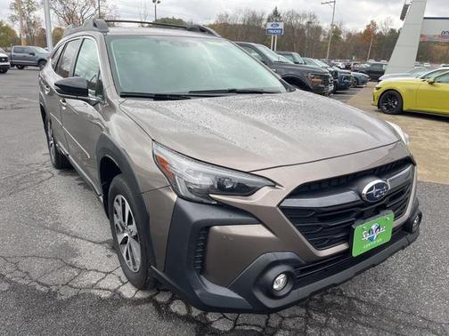 2023 Subaru Outback Premium