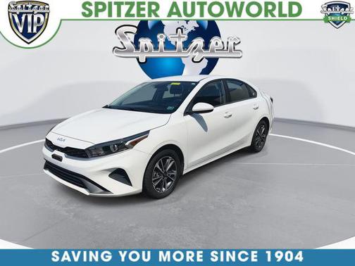 Snow White Pearl 2024 Kia Forte LXS