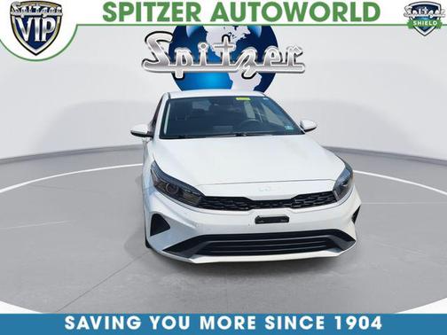 Snow White Pearl 2024 Kia Forte LXS