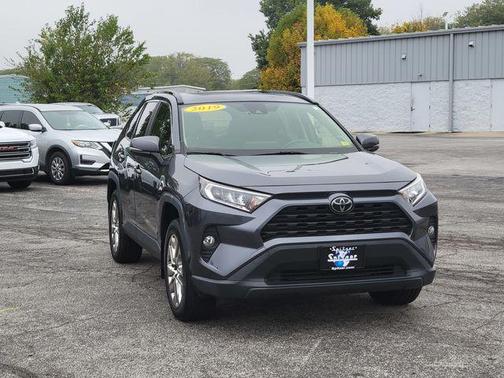 2019 Toyota RAV4 XLE Premium