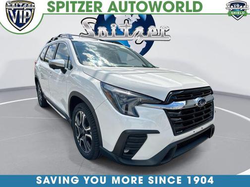 Crystal White Pearl 2023 Subaru Ascent Limited 7-Passenger